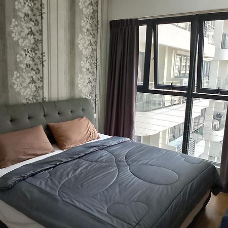 Country Garden Danga Bay Apartman Johor Bahru Kültér fotó